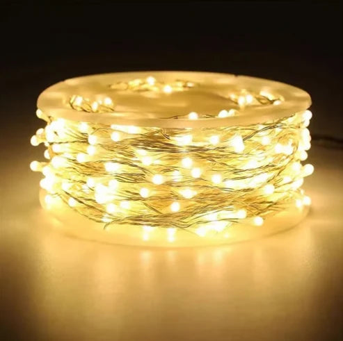 Lampki LED na drucie miedzianym z efektem skupiska