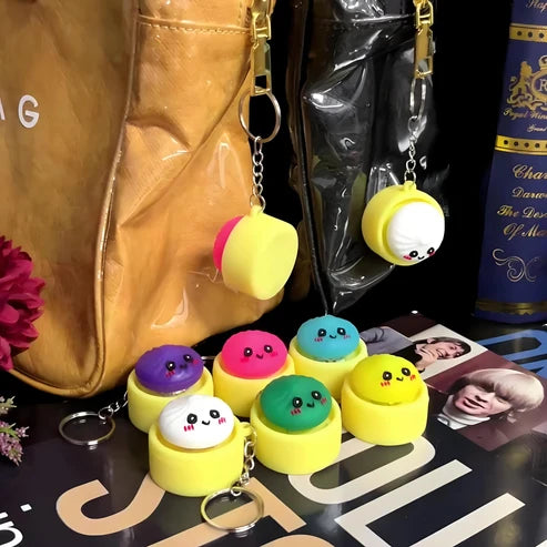 Uroczy świecący brelok Baozi z mini parowarem