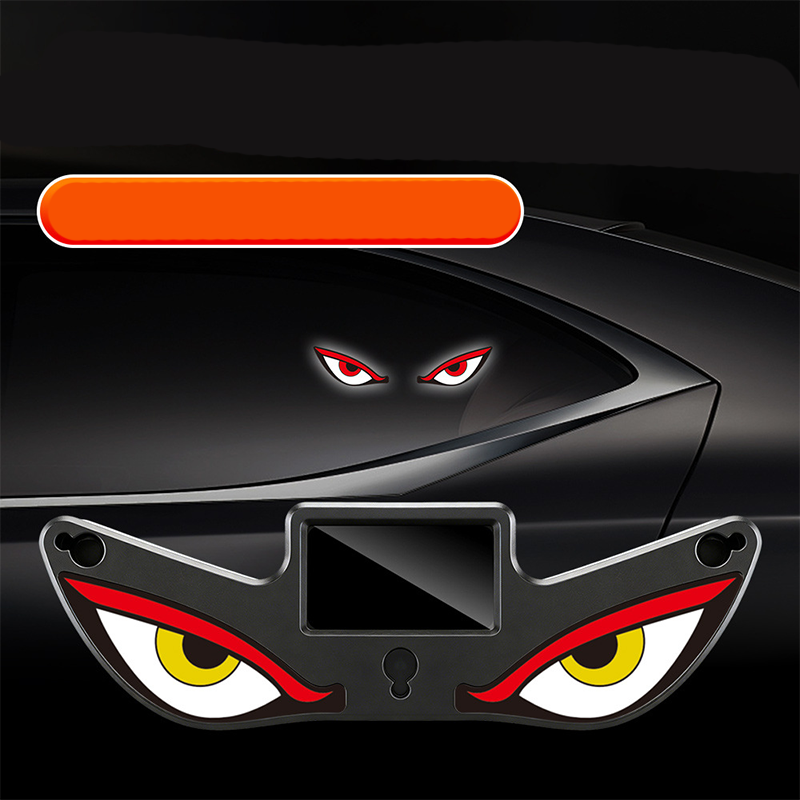 Zasilana energią słoneczną lampka LED na szybę samochodową „Demon Eye”