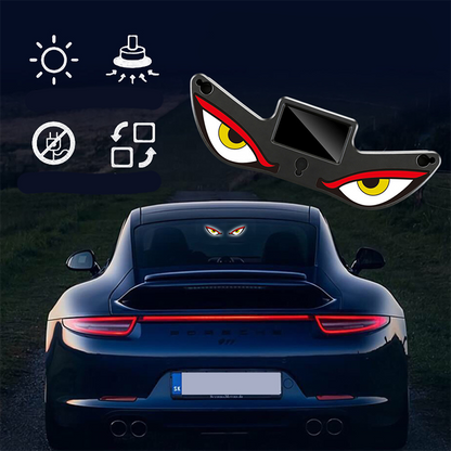 Zasilana energią słoneczną lampka LED na szybę samochodową „Demon Eye”
