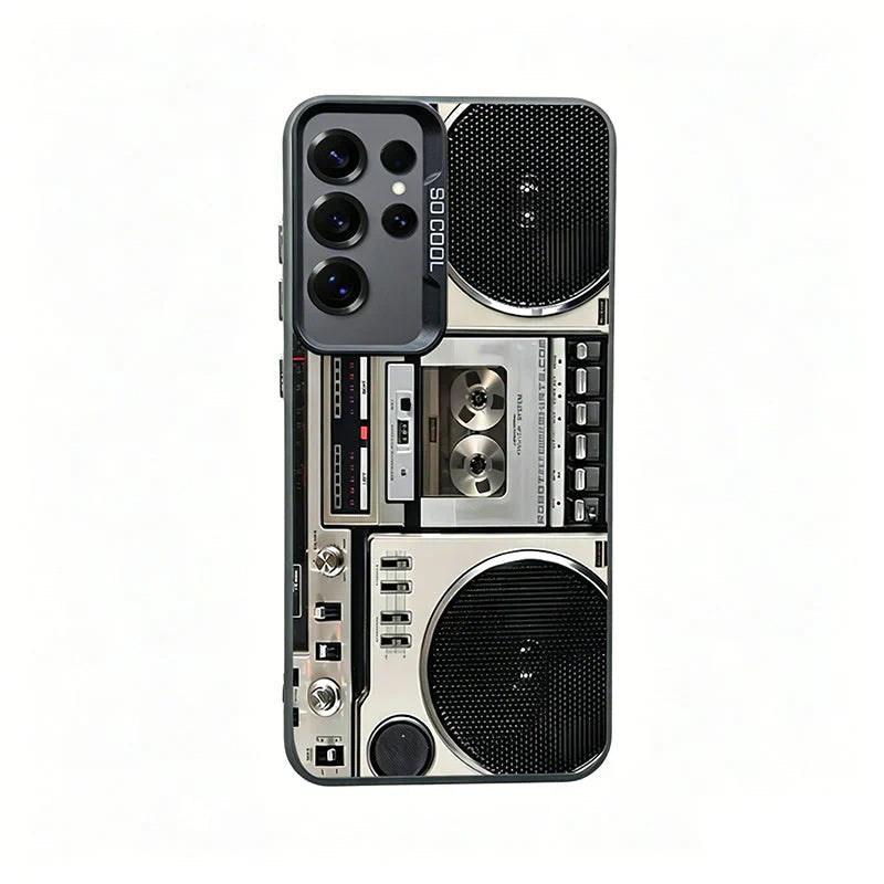 Etui na telefon z motywem retro kasety